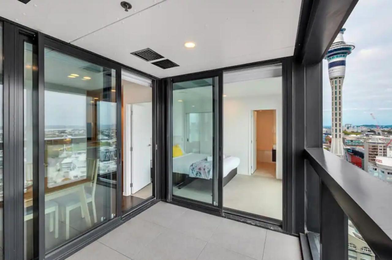 Magnificent Skytower, Sea, Habour View In Cbd Auckland Exterior foto