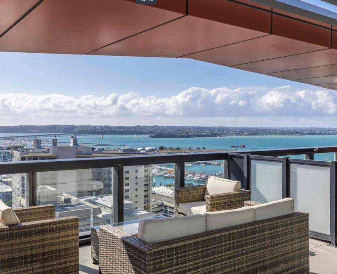 Magnificent Skytower, Sea, Habour View In Cbd Auckland Exterior foto