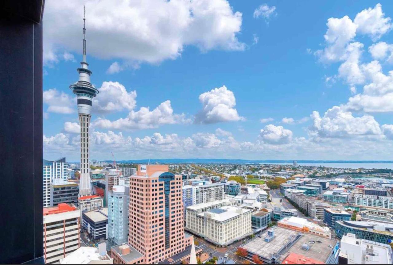 Magnificent Skytower, Sea, Habour View In Cbd Auckland Exterior foto